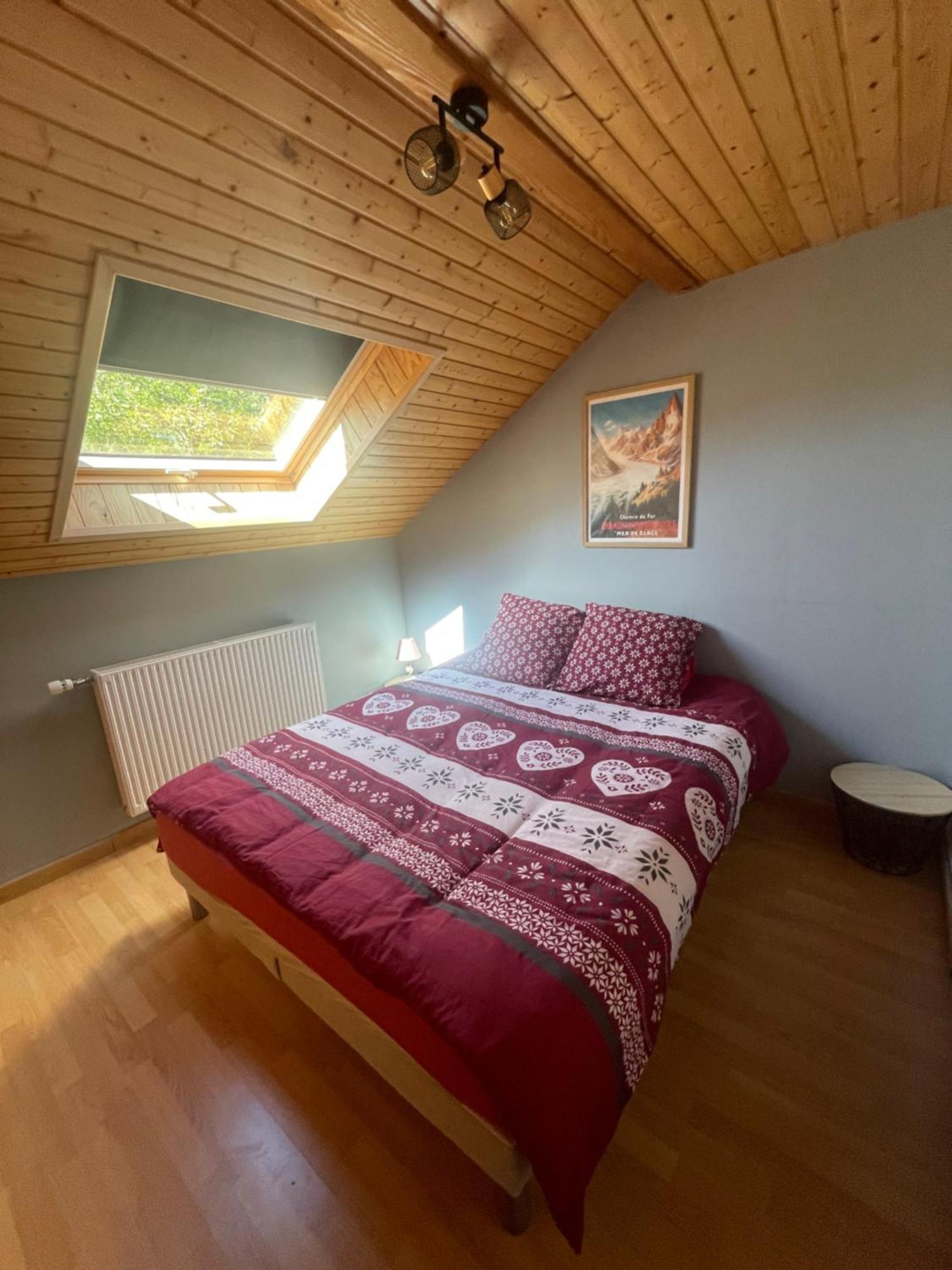 Appartement Entre Lac Et Montagnes Thones Ngoại thất bức ảnh